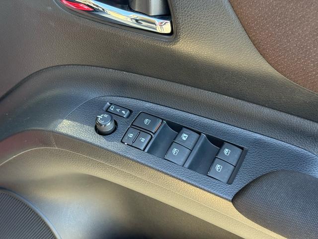 シエンタ ハイブリッドG クエロ 12.1インチ後席モニター 全方位モニター TSS オートハイビーム 両側パワースライドドア 純正ナビ 衝突軽減ブレーキ ハーフレザーシート LEDヘッドライト シートヒーター バックカメラ ドラレコ(34枚目)