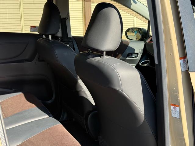 シエンタ ハイブリッドG クエロ 12.1インチ後席モニター 全方位モニター TSS オートハイビーム 両側パワースライドドア 純正ナビ 衝突軽減ブレーキ ハーフレザーシート LEDヘッドライト シートヒーター バックカメラ ドラレコ(39枚目)