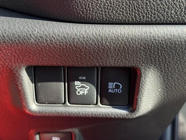 C-HR G モード ネロ モデリスタエアロ 純正9型ナビ BT バックカメラ クルコン 前席シートヒーター 白黒ダイヤモンドカット柄レザーシート 純正革巻ステアリング LEDヘッド ドラレコ オートブレーキホールド ETC(46枚目)