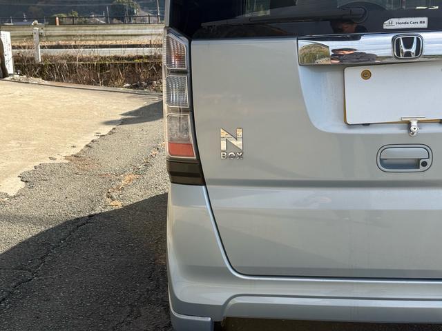 N-BOX G・Lパッケージ ギャザーズナビ Bカメラ ETC 両側スライド・片側電動 TV スマートキー アイドリングストップ 電動格納ミラー ベンチシート CVT 盗難防止システム ABS ESC CD DVD再生(40枚目)