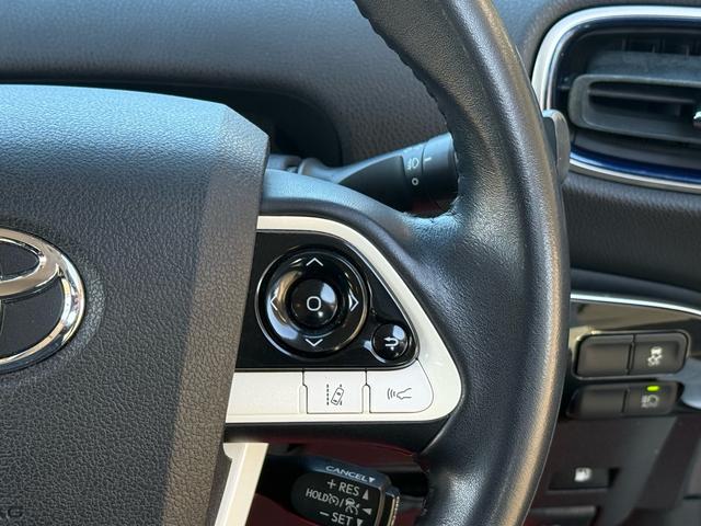 プリウス Ｓツーリングセレクション　新品１８インチアルミ＆タイヤ　フルエアロ　黒革シート　ＴＶナビ　バックカメラ　クルコン　シートヒーター　ＣＤ再生　ＤＶＤ視聴可　Ｂｌｕｅｔｏｏｔｈ接続　アイドリングストップ機能　オートライト　革ステア（41枚目）