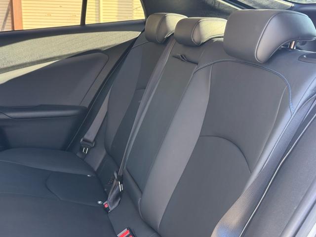 プリウス Ｓツーリングセレクション　新品１８インチアルミ＆タイヤ　フルエアロ　黒革シート　ＴＶナビ　バックカメラ　クルコン　シートヒーター　ＣＤ再生　ＤＶＤ視聴可　Ｂｌｕｅｔｏｏｔｈ接続　アイドリングストップ機能　オートライト　革ステア（53枚目）