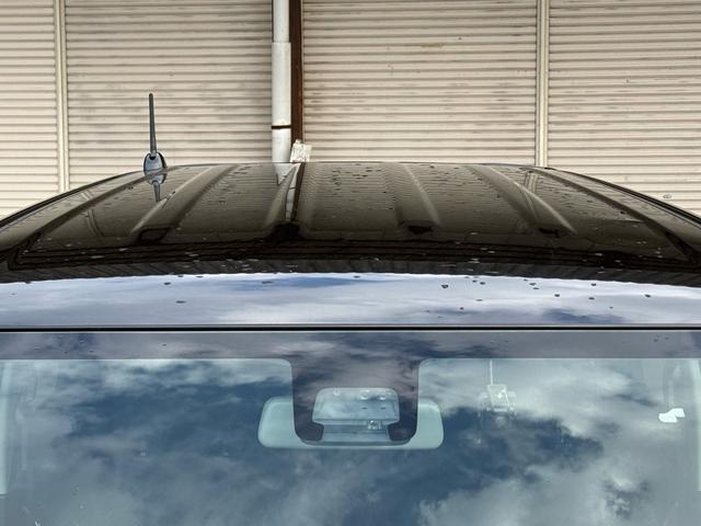 ワゴンＲ ハイブリッドＦＺ　リミテッド　２５周年記念車　ヘッドアップディスプレイアイ　ドリングストップ　レーンキープ　シートヒータ　ヘッドアップディスプレイ　ステアリングリモコン　ＥＴＣ　バックカメラ　ドライブレコーダ　スズキ純正ナビ（11枚目）