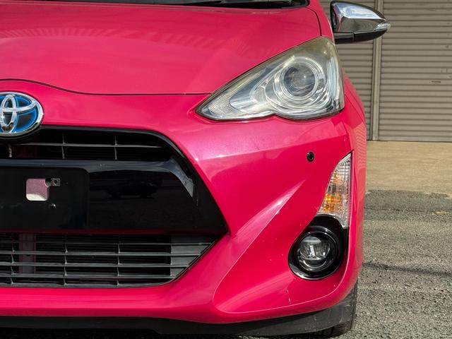 アクア Ｇ　中期　車検整備付　クルーズコントロール　ＬＥＤヘッドライト　ＬＥＤフォグランプ　オートライト　純正ＳＤナビ　地デジ　Ｂｌｕｅｔｏｏｔｈ　バックカメラ　　スマートキーＸ２　電格ミラー　革巻きステアリング（3枚目）