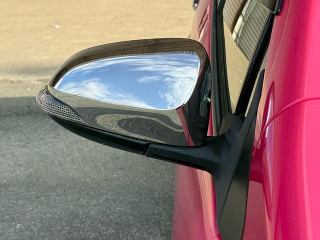 アクア Ｇ　中期　車検整備付　クルーズコントロール　ＬＥＤヘッドライト　ＬＥＤフォグランプ　オートライト　純正ＳＤナビ　地デジ　Ｂｌｕｅｔｏｏｔｈ　バックカメラ　　スマートキーＸ２　電格ミラー　革巻きステアリング（6枚目）