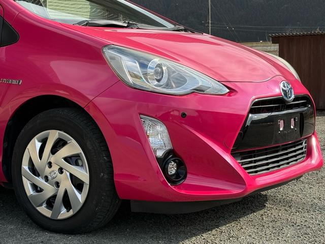 アクア Ｇ　中期　車検整備付　クルーズコントロール　ＬＥＤヘッドライト　ＬＥＤフォグランプ　オートライト　純正ＳＤナビ　地デジ　Ｂｌｕｅｔｏｏｔｈ　バックカメラ　　スマートキーＸ２　電格ミラー　革巻きステアリング（10枚目）