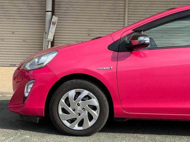 アクア Ｇ　中期　車検整備付　クルーズコントロール　ＬＥＤヘッドライト　ＬＥＤフォグランプ　オートライト　純正ＳＤナビ　地デジ　Ｂｌｕｅｔｏｏｔｈ　バックカメラ　　スマートキーＸ２　電格ミラー　革巻きステアリング（13枚目）