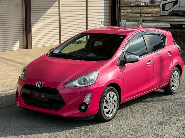 アクア Ｇ　中期　車検整備付　クルーズコントロール　ＬＥＤヘッドライト　ＬＥＤフォグランプ　オートライト　純正ＳＤナビ　地デジ　Ｂｌｕｅｔｏｏｔｈ　バックカメラ　　スマートキーＸ２　電格ミラー　革巻きステアリング（16枚目）