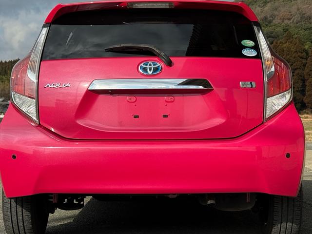 アクア Ｇ　中期　車検整備付　クルーズコントロール　ＬＥＤヘッドライト　ＬＥＤフォグランプ　オートライト　純正ＳＤナビ　地デジ　Ｂｌｕｅｔｏｏｔｈ　バックカメラ　　スマートキーＸ２　電格ミラー　革巻きステアリング（19枚目）