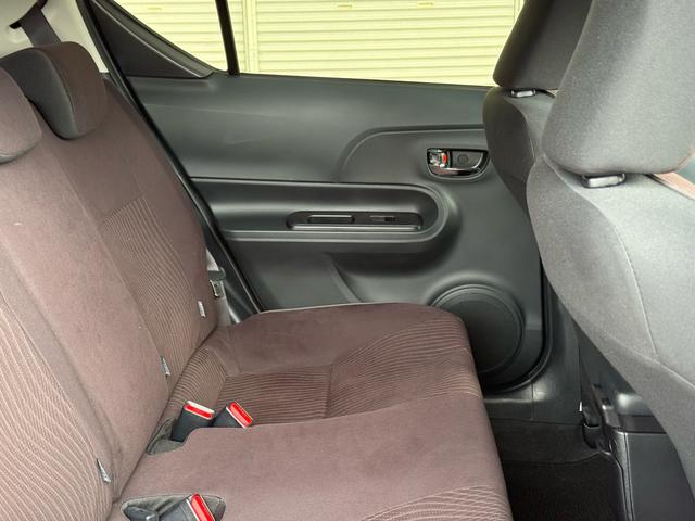 アクア Ｇ　中期　車検整備付　クルーズコントロール　ＬＥＤヘッドライト　ＬＥＤフォグランプ　オートライト　純正ＳＤナビ　地デジ　Ｂｌｕｅｔｏｏｔｈ　バックカメラ　　スマートキーＸ２　電格ミラー　革巻きステアリング（43枚目）