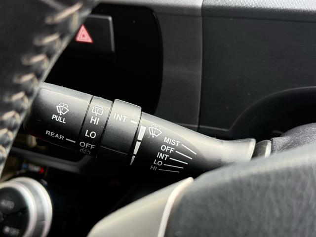 アクア Ｇ　中期　車検整備付　クルーズコントロール　ＬＥＤヘッドライト　ＬＥＤフォグランプ　オートライト　純正ＳＤナビ　地デジ　Ｂｌｕｅｔｏｏｔｈ　バックカメラ　　スマートキーＸ２　電格ミラー　革巻きステアリング（55枚目）