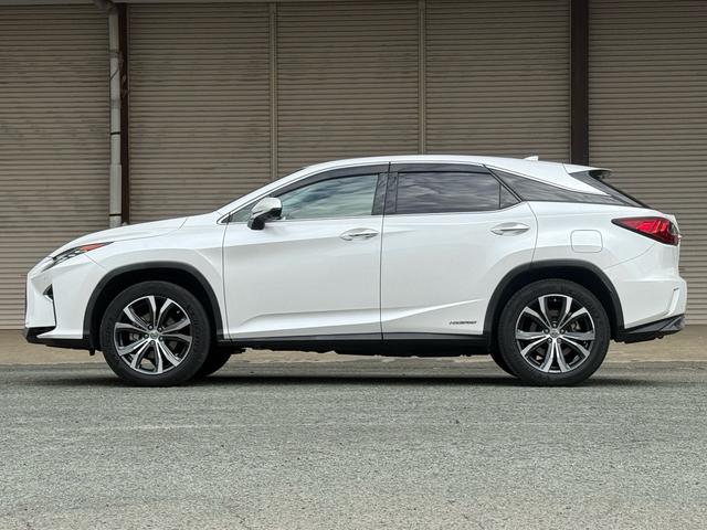 ＲＸ ＲＸ４５０ｈ　バージョンＬ　茶革エアシート・パノラミックビュー・セーフティＳ・純正ナビ・フルセグ・ＨＵＤ・３眼ＬＥＤヘッド・パワーバックドア・ＨＵＤ・リアシートヒーター・オートＨＩビーム・ＥＴＣ２．０・ウッドコンビステア・（11枚目）