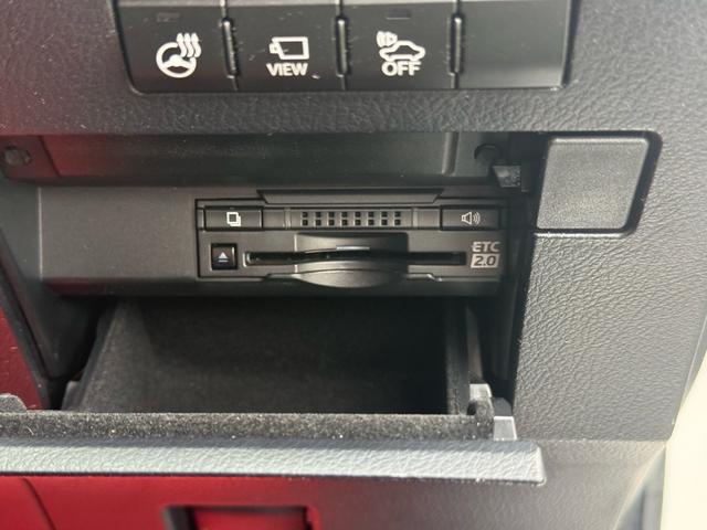 ＲＸ ＲＸ４５０ｈ　バージョンＬ　茶革エアシート・パノラミックビュー・セーフティＳ・純正ナビ・フルセグ・ＨＵＤ・３眼ＬＥＤヘッド・パワーバックドア・ＨＵＤ・リアシートヒーター・オートＨＩビーム・ＥＴＣ２．０・ウッドコンビステア・（39枚目）