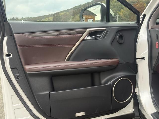 ＲＸ ＲＸ４５０ｈ　バージョンＬ　茶革エアシート・パノラミックビュー・セーフティＳ・純正ナビ・フルセグ・ＨＵＤ・３眼ＬＥＤヘッド・パワーバックドア・ＨＵＤ・リアシートヒーター・オートＨＩビーム・ＥＴＣ２．０・ウッドコンビステア・（66枚目）