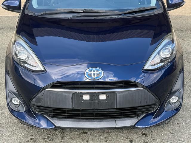 アクア Ｓスタイルブラック　後期／９インチナビ／バックカメラ／フルセグＴＶ／ＬＥＤヘッド／Ｂｌｕｅｔｏｏｔｈ／ＣＤ／ＤＶＤ／ドラレコ／ＥＴＣ／オートハイビーム／オートライト／車線逸脱／衝突安全装置／スマートキー／プッシュスタート（6枚目）