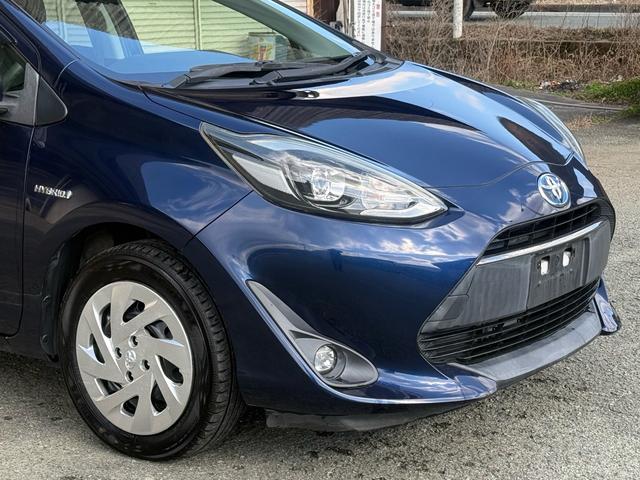 アクア Ｓスタイルブラック　後期／９インチナビ／バックカメラ／フルセグＴＶ／ＬＥＤヘッド／Ｂｌｕｅｔｏｏｔｈ／ＣＤ／ＤＶＤ／ドラレコ／ＥＴＣ／オートハイビーム／オートライト／車線逸脱／衝突安全装置／スマートキー／プッシュスタート（7枚目）