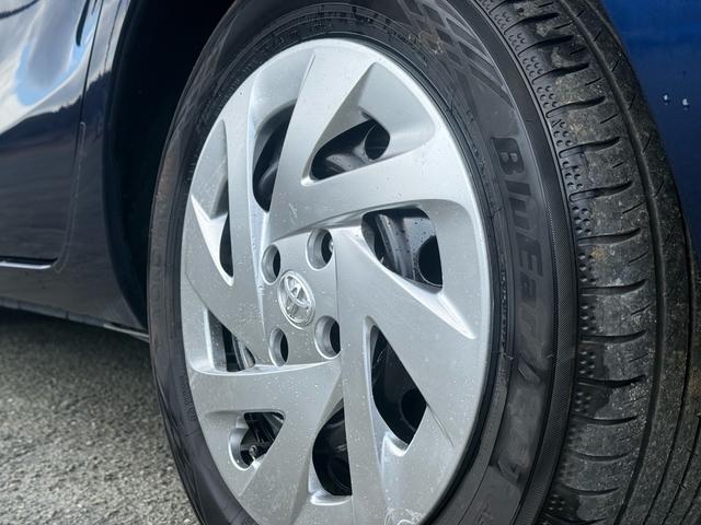 アクア Ｓスタイルブラック　後期／９インチナビ／バックカメラ／フルセグＴＶ／ＬＥＤヘッド／Ｂｌｕｅｔｏｏｔｈ／ＣＤ／ＤＶＤ／ドラレコ／ＥＴＣ／オートハイビーム／オートライト／車線逸脱／衝突安全装置／スマートキー／プッシュスタート（23枚目）