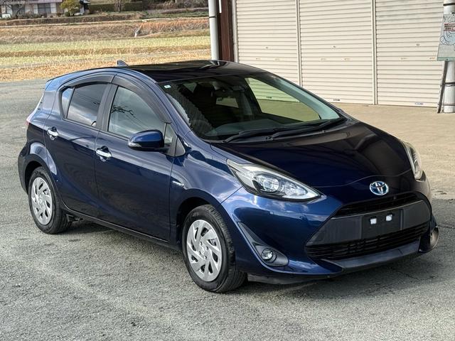 アクア Ｓスタイルブラック　後期／９インチナビ／バックカメラ／フルセグＴＶ／ＬＥＤヘッド／Ｂｌｕｅｔｏｏｔｈ／ＣＤ／ＤＶＤ／ドラレコ／ＥＴＣ／オートハイビーム／オートライト／車線逸脱／衝突安全装置／スマートキー／プッシュスタート（30枚目）