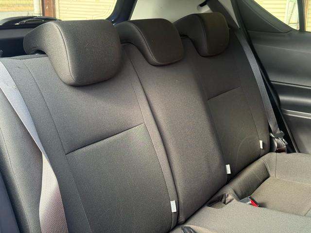 アクア Ｓスタイルブラック　後期／９インチナビ／バックカメラ／フルセグＴＶ／ＬＥＤヘッド／Ｂｌｕｅｔｏｏｔｈ／ＣＤ／ＤＶＤ／ドラレコ／ＥＴＣ／オートハイビーム／オートライト／車線逸脱／衝突安全装置／スマートキー／プッシュスタート（45枚目）