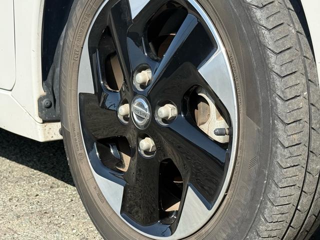 ルークス ハイウェイスター　Ｘ　プロパイロットエディション　純正９型ナビ　アラウンドビューモニター　禁煙車　両側電動ドア　衝突軽減装置　プロパイロット　ドラレコ　フルセグ　Ｂｌｕｅｔｏｏｔｈ再生　ＥＴＣ　ＬＥＤヘッド／フォグ　スマートキー　コーナーセンサー（29枚目）