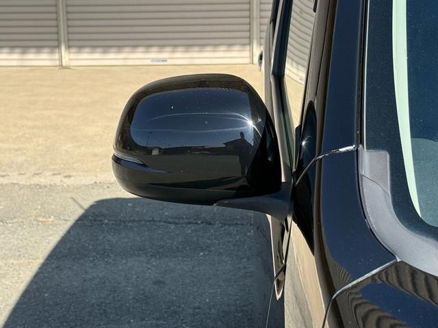 Ｎ－ＷＧＮカスタム Ｇ・ターボパッケージ　８インチナビ　ＴＶ　Ｂｌｕｅｔｏｏｔｈ　ＤＶＤ再生　Ｂモニター　ＣＴＢＡ　パドルシフト　１５インチアルミホイール　コンビシート　ステアリングスイッチ　ウィンカーミラー　プッシュスタート　スマートキー（6枚目）