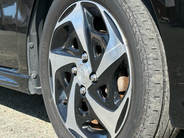 Ｎ－ＷＧＮカスタム Ｇ・ターボパッケージ　８インチナビ　ＴＶ　Ｂｌｕｅｔｏｏｔｈ　ＤＶＤ再生　Ｂモニター　ＣＴＢＡ　パドルシフト　１５インチアルミホイール　コンビシート　ステアリングスイッチ　ウィンカーミラー　プッシュスタート　スマートキー（26枚目）