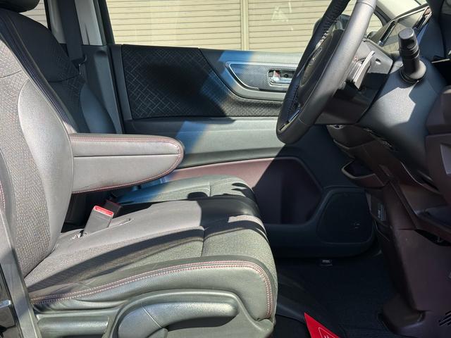 Ｎ－ＷＧＮカスタム Ｇ・ターボパッケージ　８インチナビ　ＴＶ　Ｂｌｕｅｔｏｏｔｈ　ＤＶＤ再生　Ｂモニター　ＣＴＢＡ　パドルシフト　１５インチアルミホイール　コンビシート　ステアリングスイッチ　ウィンカーミラー　プッシュスタート　スマートキー（32枚目）