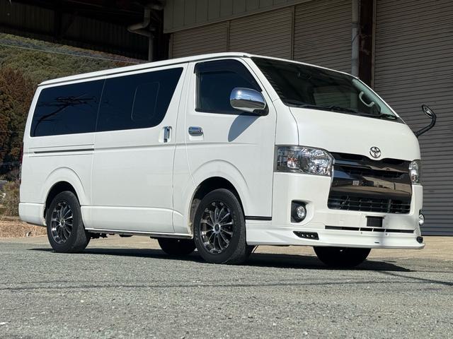 ハイエースバン スーパーＧＬ　ダークプライム　特別仕様車　ベットキット　フロントモデリスタ　社外１５インチＡＷ　ハーフレザーシート　ＥＴＣ　ＬＥＤヘッドライト　ナビＴＶ　Ｂカメラ　スマートキー　両側スライド　両側スライドガラス　キャンピング仕様（14枚目）