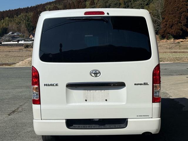 ハイエースバン スーパーＧＬ　ダークプライム　特別仕様車　ベットキット　フロントモデリスタ　社外１５インチＡＷ　ハーフレザーシート　ＥＴＣ　ＬＥＤヘッドライト　ナビＴＶ　Ｂカメラ　スマートキー　両側スライド　両側スライドガラス　キャンピング仕様（27枚目）