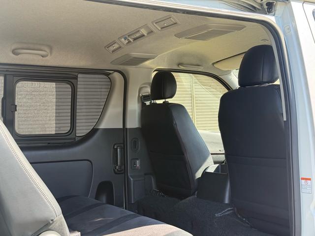 ハイエースバン スーパーＧＬ　ダークプライム　特別仕様車　ベットキット　フロントモデリスタ　社外１５インチＡＷ　ハーフレザーシート　ＥＴＣ　ＬＥＤヘッドライト　ナビＴＶ　Ｂカメラ　スマートキー　両側スライド　両側スライドガラス　キャンピング仕様（36枚目）