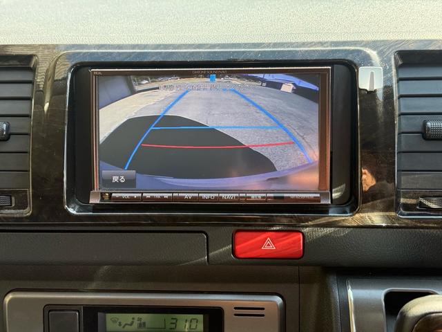 ハイエースバン スーパーＧＬ　ダークプライム　特別仕様車　ベットキット　フロントモデリスタ　社外１５インチＡＷ　ハーフレザーシート　ＥＴＣ　ＬＥＤヘッドライト　ナビＴＶ　Ｂカメラ　スマートキー　両側スライド　両側スライドガラス　キャンピング仕様（52枚目）