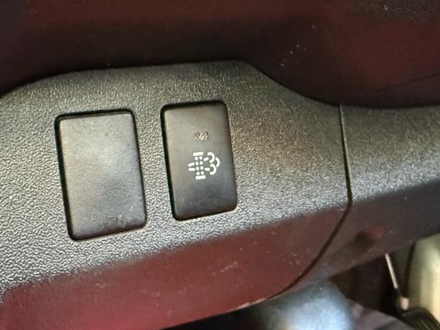 ハイエースバン スーパーＧＬ　ダークプライム　特別仕様車　ベットキット　フロントモデリスタ　社外１５インチＡＷ　ハーフレザーシート　ＥＴＣ　ＬＥＤヘッドライト　ナビＴＶ　Ｂカメラ　スマートキー　両側スライド　両側スライドガラス　キャンピング仕様（53枚目）