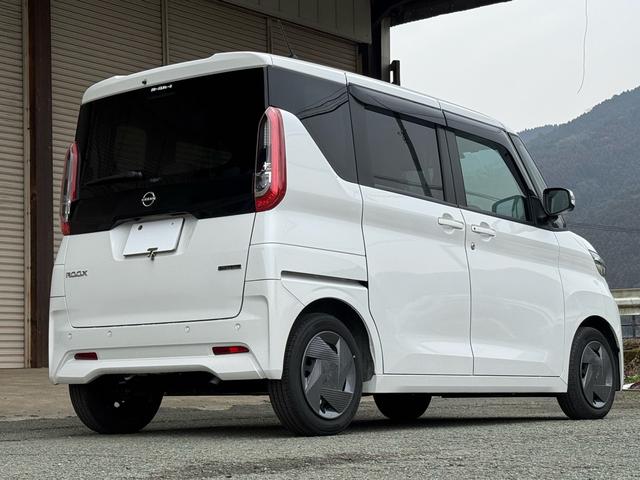 ルークス Ｘ　ナビ　ＴＶ　ＢＴ　ＥＴＣ　全周囲カメラ　両側スライド・片側電動　ナビ　クリアランスソナー　衝突被害軽減システム　オートライト　ＬＥＤヘッドランプ　スマートキー　アイドリングストップ　電動格納ミラー（24枚目）