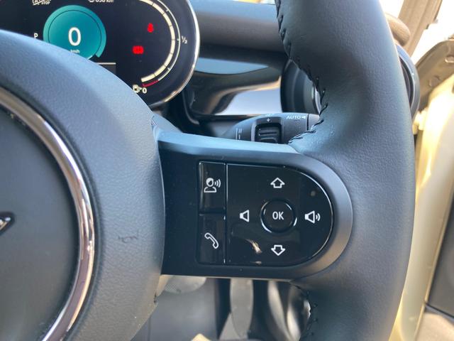 ＭＩＮＩ クーパーＤ　エッセンシャル・トリム　ＡｐｐｌｅＣａｒＰｌａｙ対応　デジタルメーター　ブラックホイール　フロントシートヒーター　前後パークセンサー　ＬＥＤヘッドライト　スマートキー　ドライブレコーダー（22枚目）