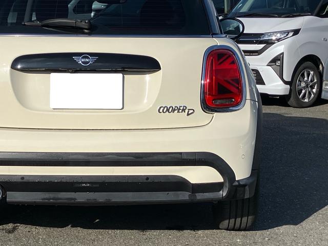 ＭＩＮＩ クーパーＤ　エッセンシャル・トリム　ＡｐｐｌｅＣａｒＰｌａｙ対応　デジタルメーター　ブラックホイール　フロントシートヒーター　前後パークセンサー　ＬＥＤヘッドライト　スマートキー　ドライブレコーダー（44枚目）