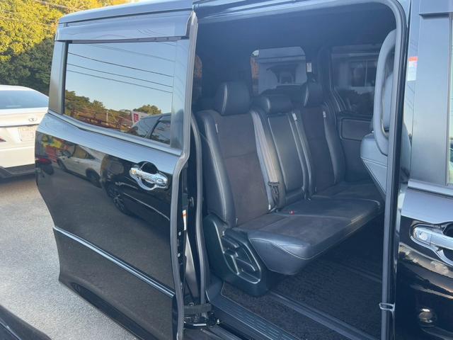 ノア Ｓｉ　ダブルバイビー　ＴＶ＆ナビ　後席モニター　バックカメラ　クルーズコントロール　スマートキー　キーレスエントリー　プッシュスタート　両側電動スライドドア　３列シート　ＬＥＤヘッドライト（41枚目）