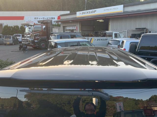 ノア Ｓｉ　ダブルバイビー　ＴＶ＆ナビ　後席モニター　バックカメラ　クルーズコントロール　スマートキー　キーレスエントリー　プッシュスタート　両側電動スライドドア　３列シート　ＬＥＤヘッドライト（64枚目）