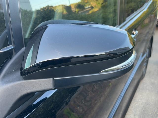 ノア Ｓｉ　ダブルバイビー　ＴＶ＆ナビ　後席モニター　バックカメラ　クルーズコントロール　スマートキー　キーレスエントリー　プッシュスタート　両側電動スライドドア　３列シート　ＬＥＤヘッドライト（69枚目）