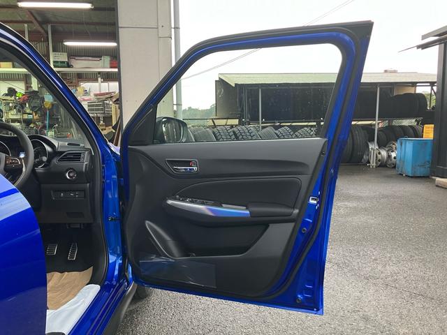 スイフトスポーツ ＺＣ３３Ｓ　ファイナルエディション　シートヒーター　キーレスエントリー　スマートキー　盗難防止システム　クリアランスソナー　エアバック　パワーウィンドウ　パワーステアリング　ＬＥＤヘッドランプ　衝突被害軽減システム（5枚目）
