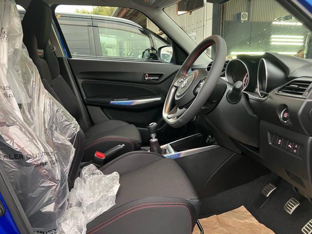 スイフトスポーツ ＺＣ３３Ｓ　ファイナルエディション　シートヒーター　キーレスエントリー　スマートキー　盗難防止システム　クリアランスソナー　エアバック　パワーウィンドウ　パワーステアリング　ＬＥＤヘッドランプ　衝突被害軽減システム（7枚目）