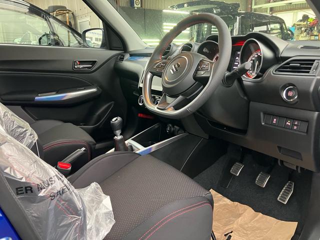 スイフトスポーツ ＺＣ３３Ｓ　ファイナルエディション　シートヒーター　キーレスエントリー　スマートキー　盗難防止システム　クリアランスソナー　エアバック　パワーウィンドウ　パワーステアリング　ＬＥＤヘッドランプ　衝突被害軽減システム（8枚目）
