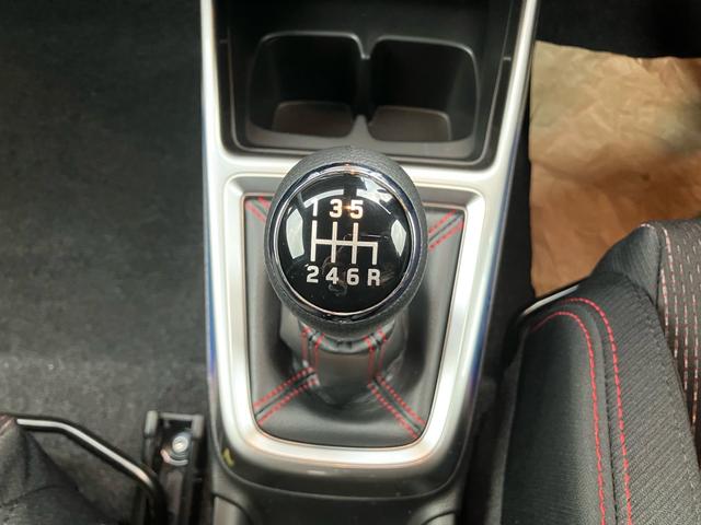 スイフトスポーツ ＺＣ３３Ｓ　ファイナルエディション　シートヒーター　キーレスエントリー　スマートキー　盗難防止システム　クリアランスソナー　エアバック　パワーウィンドウ　パワーステアリング　ＬＥＤヘッドランプ　衝突被害軽減システム（22枚目）