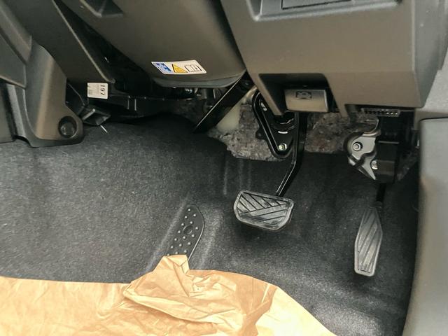 ジムニー ＸＬ　４ＷＤ　シートヒーター　クリアランスソナー　キーレスエントリー　スマートキー　ダウンヒルアシストコントロール（22枚目）