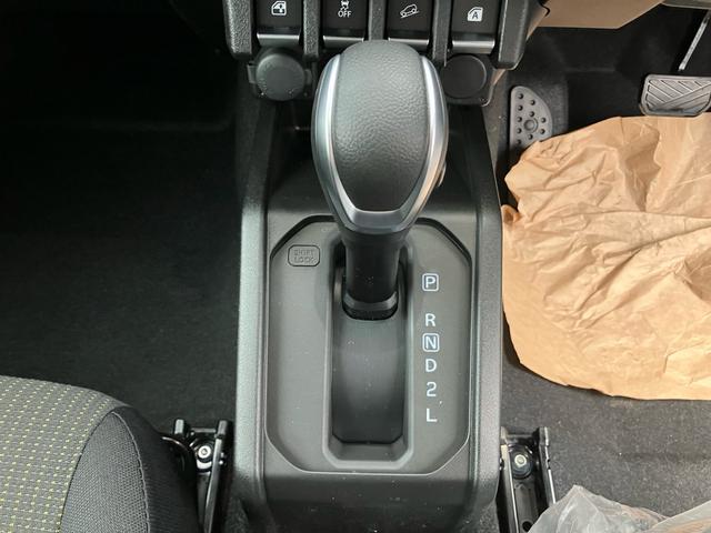 ジムニー ＸＬ　４ＷＤ　シートヒーター　クリアランスソナー　キーレスエントリー　スマートキー　ダウンヒルアシストコントロール（25枚目）