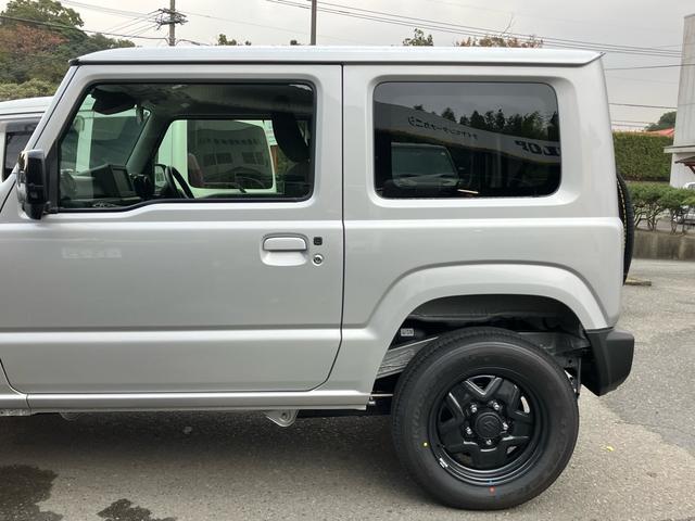 ジムニー ＸＬ　４ＷＤ　シートヒーター　クリアランスソナー　キーレスエントリー　スマートキー　ダウンヒルアシストコントロール（65枚目）