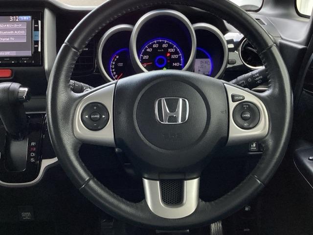 Ｎ－ＢＯＸカスタム ＧターボＳＳパッケージ　ＥＴＣ／純正ナビ／バックモニター　ＥＣＯＮ　Ｂモニター　スマートエントリー　ＶＳＡ　ＡＡＣ　ナビＴＶ　オートクルーズコントロール　サイドカーテンエアバック　パワステ　Ｗエアバッグ　ベンチシート　ＤＶＤ（14枚目）