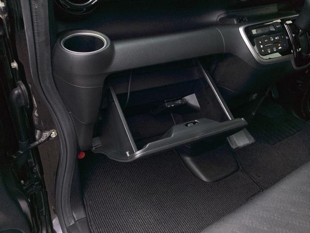 Ｎ－ＢＯＸカスタム ＧターボＳＳパッケージ　ＥＴＣ／純正ナビ／バックモニター　ＥＣＯＮ　Ｂモニター　スマートエントリー　ＶＳＡ　ＡＡＣ　ナビＴＶ　オートクルーズコントロール　サイドカーテンエアバック　パワステ　Ｗエアバッグ　ベンチシート　ＤＶＤ（25枚目）