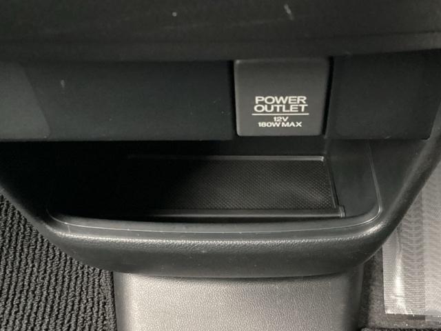 Ｎ－ＢＯＸカスタム ＧターボＳＳパッケージ　ＥＴＣ／純正ナビ／バックモニター　ＥＣＯＮ　Ｂモニター　スマートエントリー　ＶＳＡ　ＡＡＣ　ナビＴＶ　オートクルーズコントロール　サイドカーテンエアバック　パワステ　Ｗエアバッグ　ベンチシート　ＤＶＤ（27枚目）