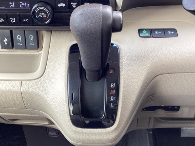 N-BOX G・Lホンダセンシング ナビ装着用スペシャルパッケージ+ETC車載器フルオート・エアコンディショナーリア左側パワースライドドア Aストップ ESC キーフリーシステム LEDライト バックM USB スマートキー クルコン(23枚目)