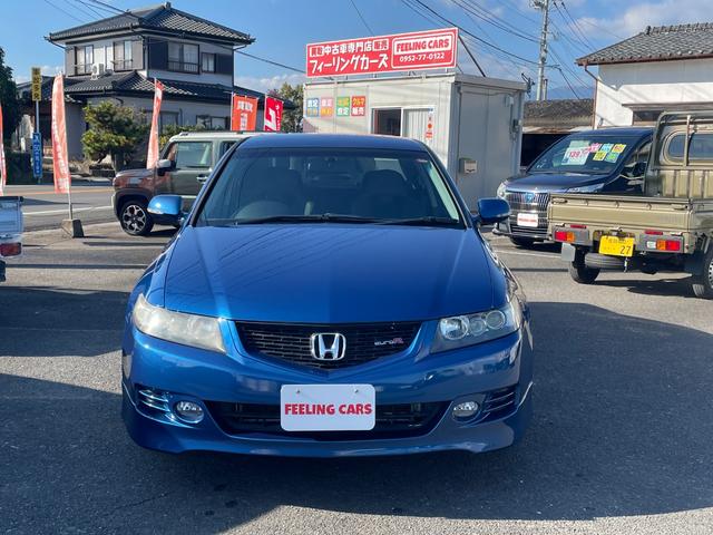 アコード ユーロＲ　純正レカロシート／モデューロマフラー／ＭＯＭＯステアリング／デュアルエアコン／ＣＤ／キーレス／１７インチアルミ／（3枚目）